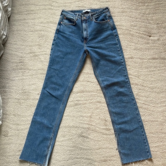 ZARA High Rise Slim Flare Jean - Picture 2 of 6